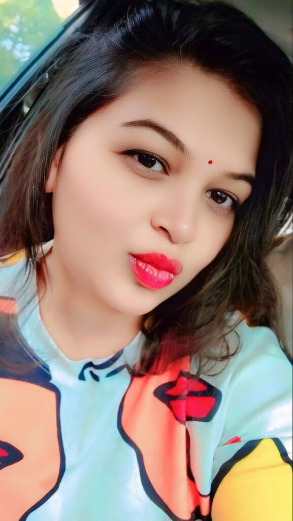 simran fashion model in delhi ncr